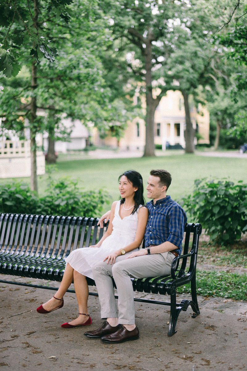 St Paul engagement photos in the park 