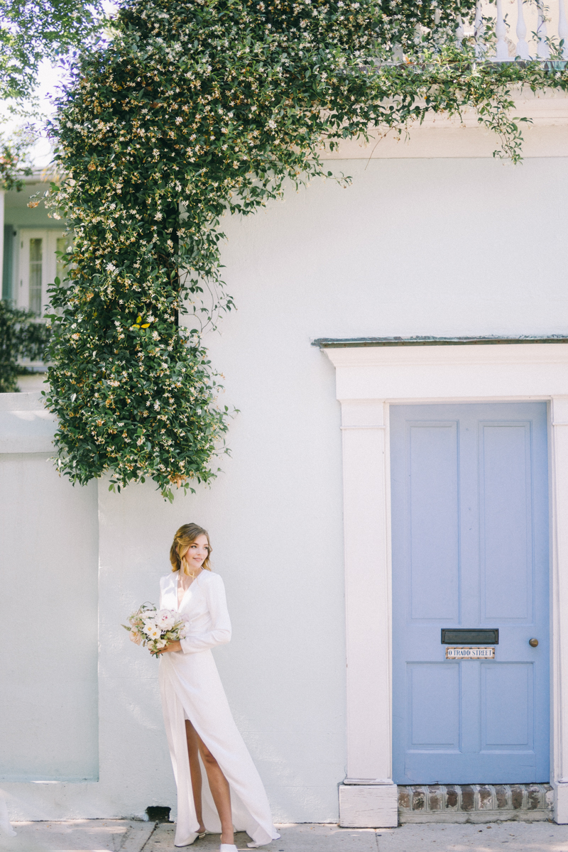 Charleston bridal portraits | Rainbow Row wedding photos | Charleston wedding photographer