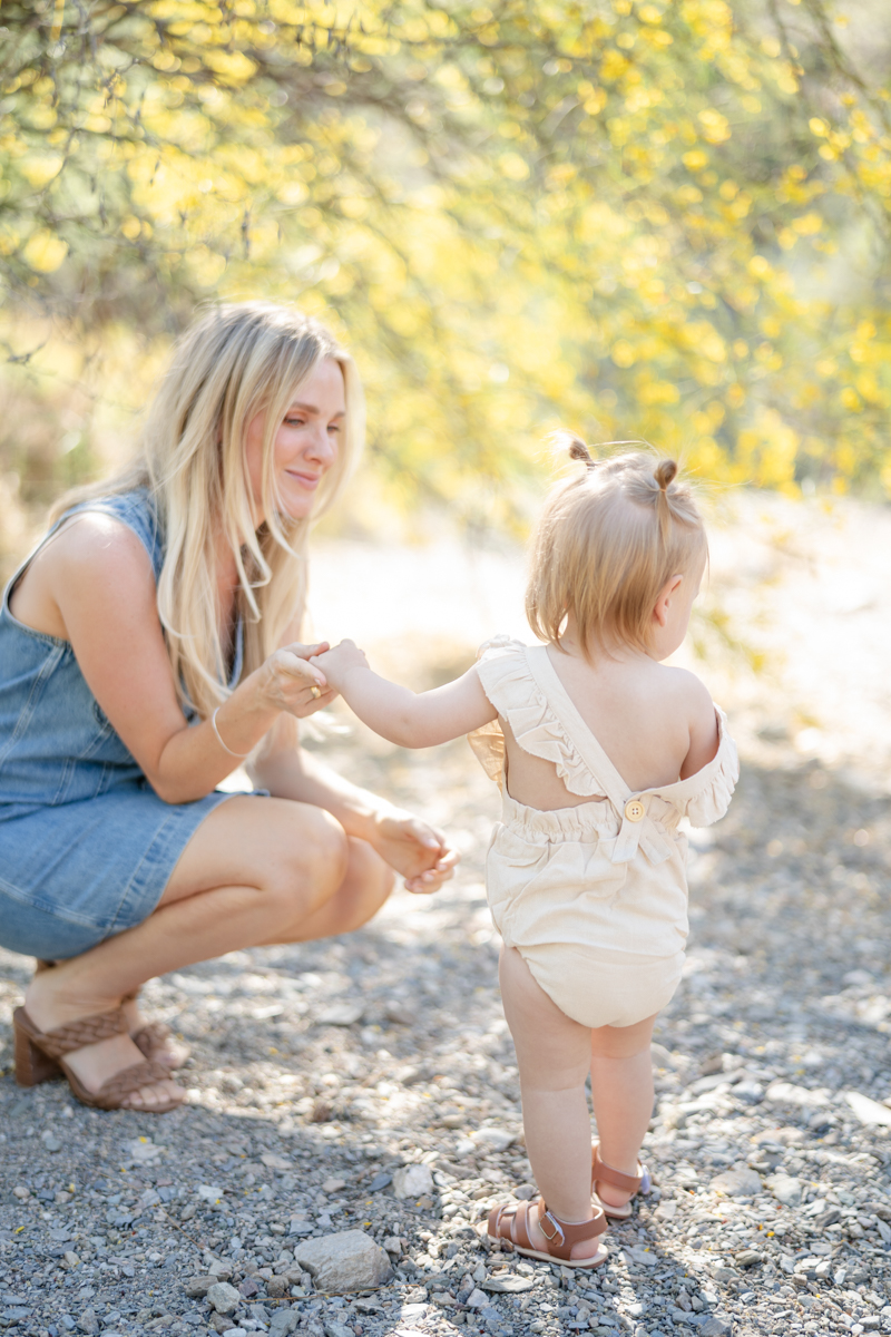 mom and daughter