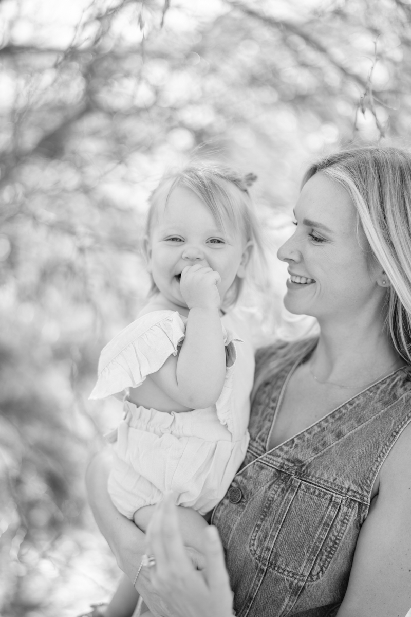 mom and daughter pictures