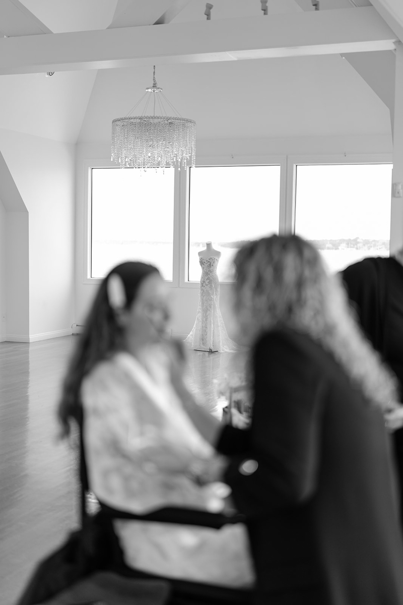 oceanfront wedding getting ready